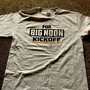Big Noon Kickoff Men’s Size Large tshirt